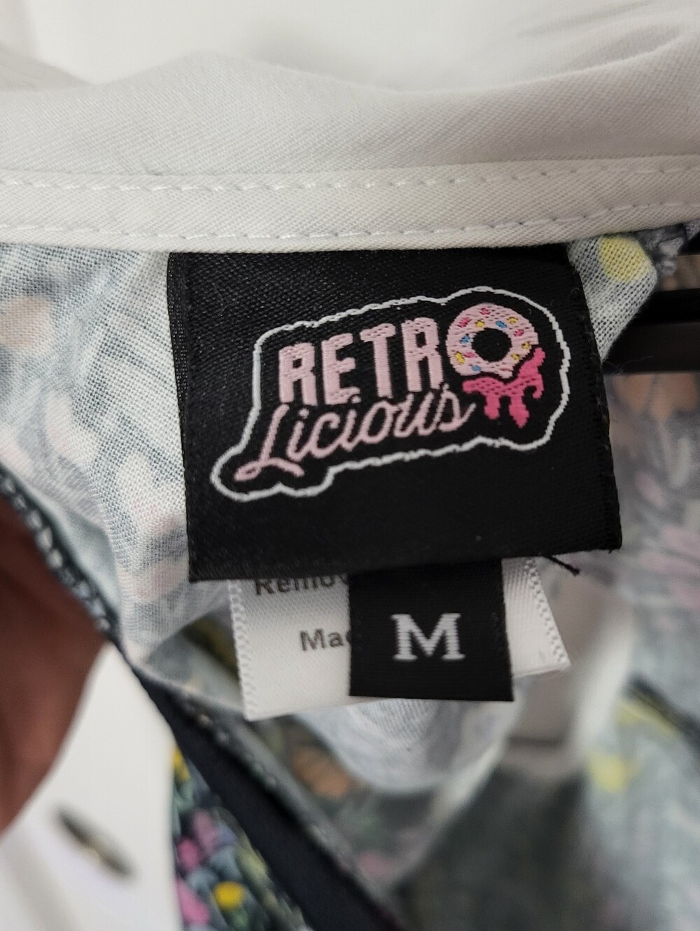 Retrolicious Kitty Dress Size M - Picture 4 of 10